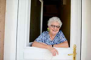 elderly woman living in home